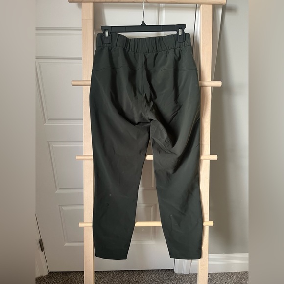 Lululemon On The Fly Pant (size 4) - Picture 7 of 11